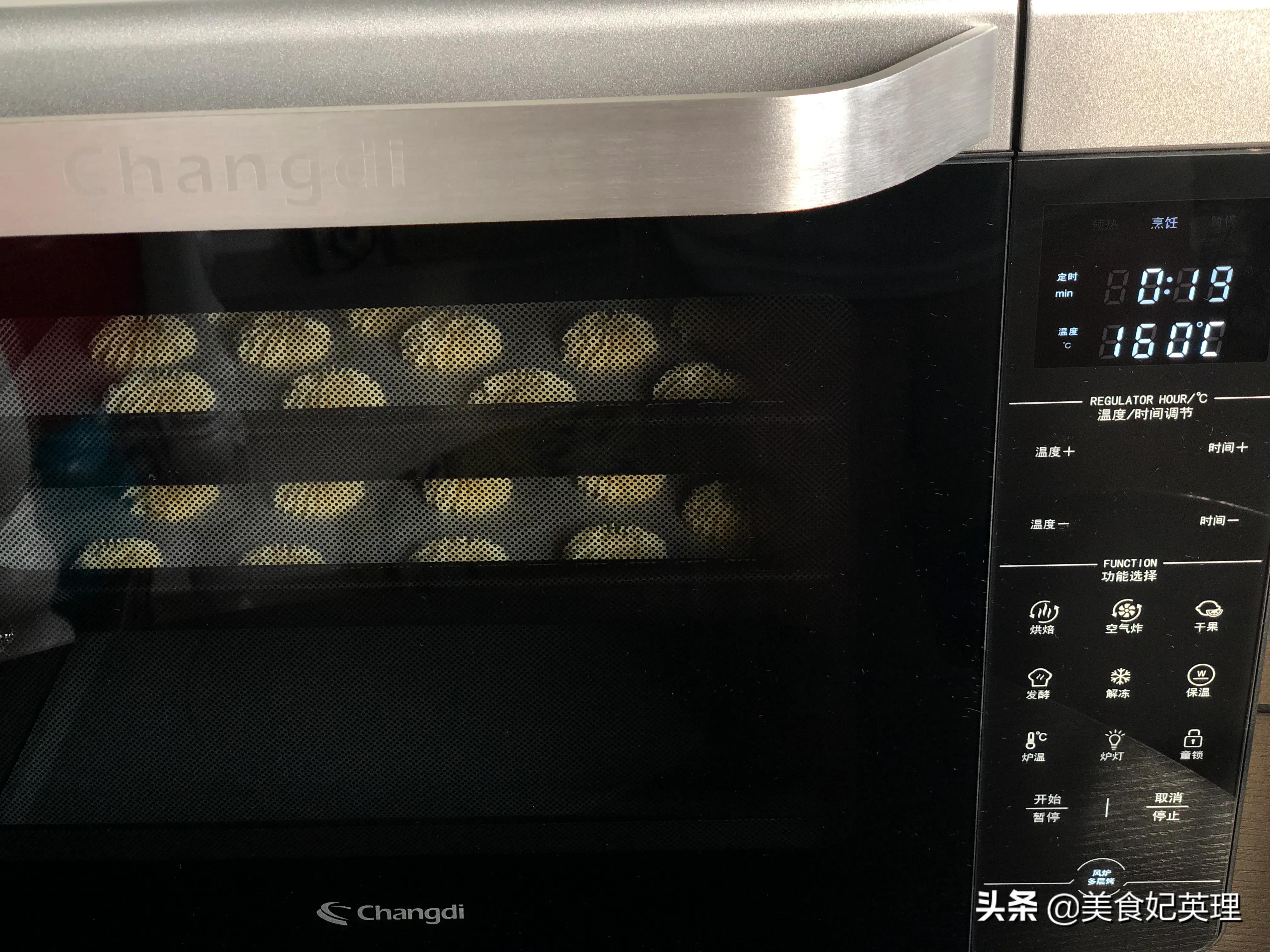 曲奇饼干要怎么挤出来才好看,如何让曲奇饼干更酥脆