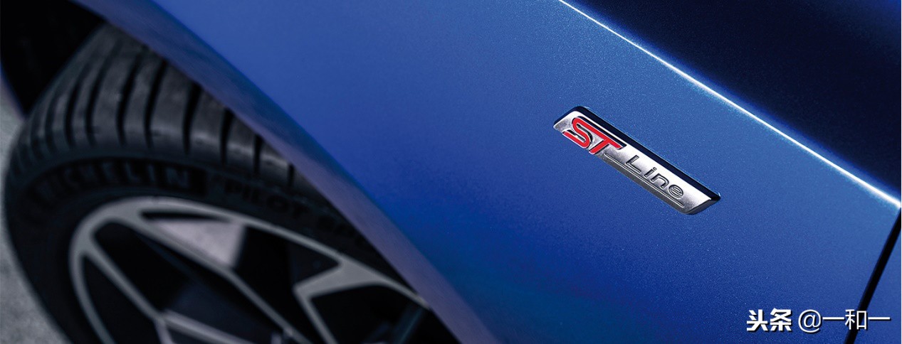 新一代福克斯试驾体验,新福克斯怎么看自己车是哪一款