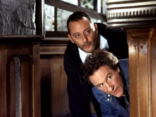 必看的100部经典喜剧电影,2020年底十部顶级震撼的喜剧电影