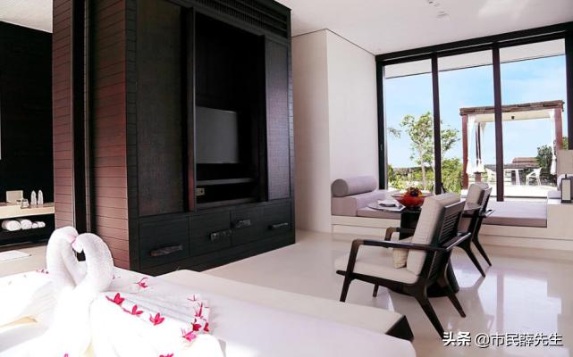 我国第一家七星级酒店,造价36亿楼顶设停机坪,有近千个套房