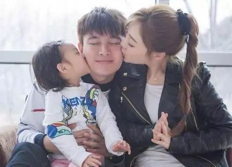 李小璐贾乃亮离婚后再同框,李小璐贾乃亮离婚后同框过没有