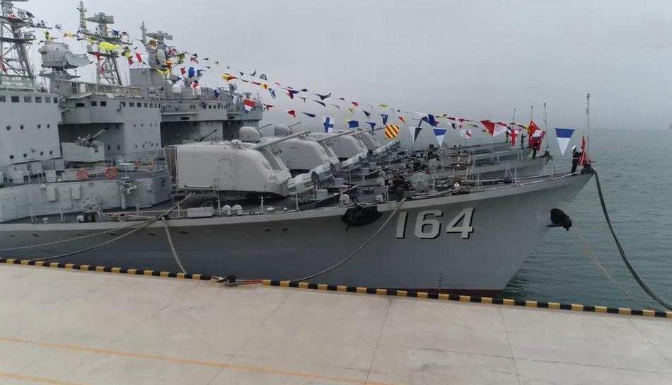 桂林舰,桂林舰服役后出海训练