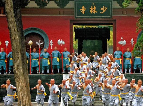 胆真大!著名服饰品牌竟惹怒少林寺?少林寺的商业版图有多大