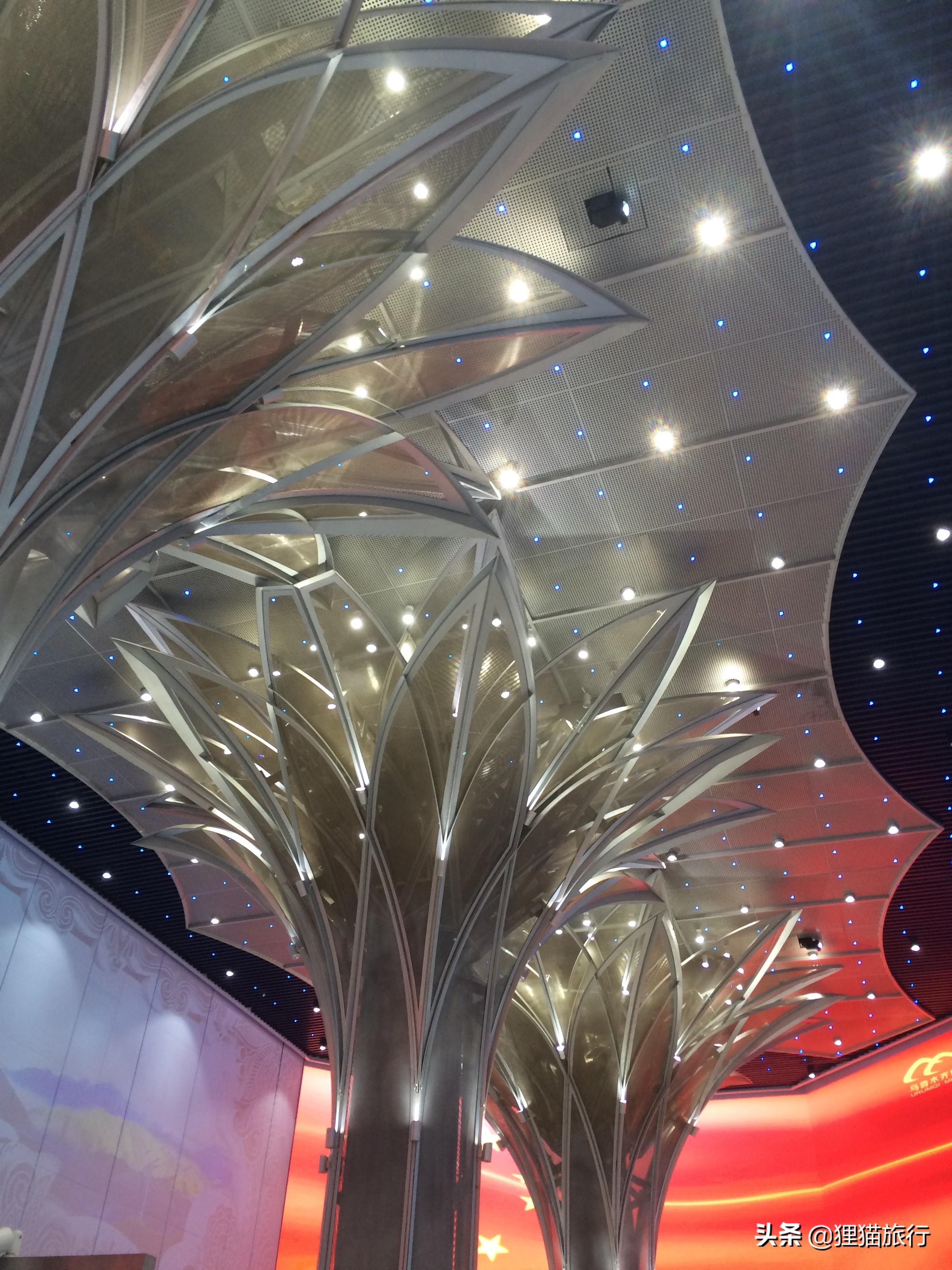 中国最西边的地铁，乌鲁木齐地铁高端大气上档次，就是人不多