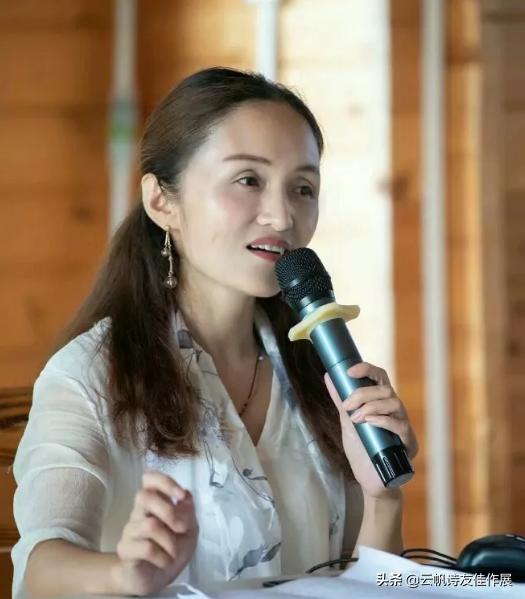 浜戝竼褰撲唬浣滃搧,浜戝竼璇楄瘝浣滃搧澶у叏