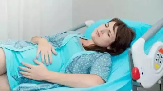 欧弟老婆过预产期求发动,其实可以自然催产!