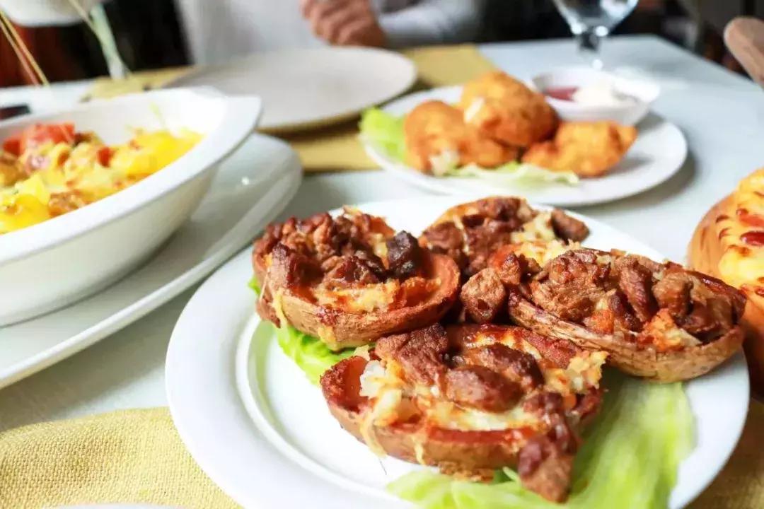 女排11连胜新闻联播,南师大排球比赛直播回放