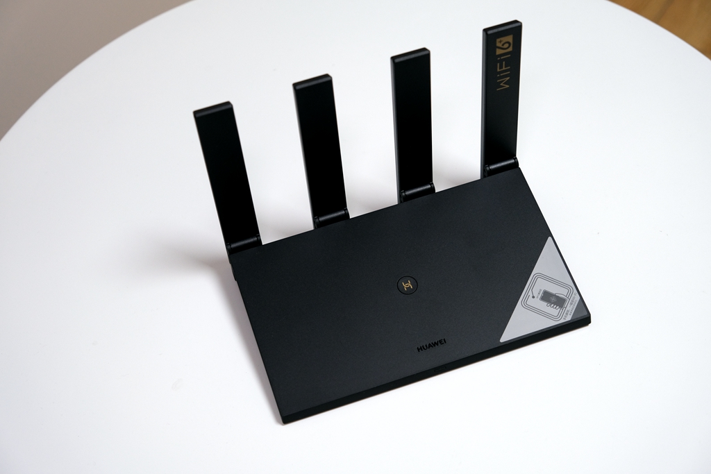 华为ax3pro路由器对比小米ax3000,小米路由器ax3600对比华为ax3评测