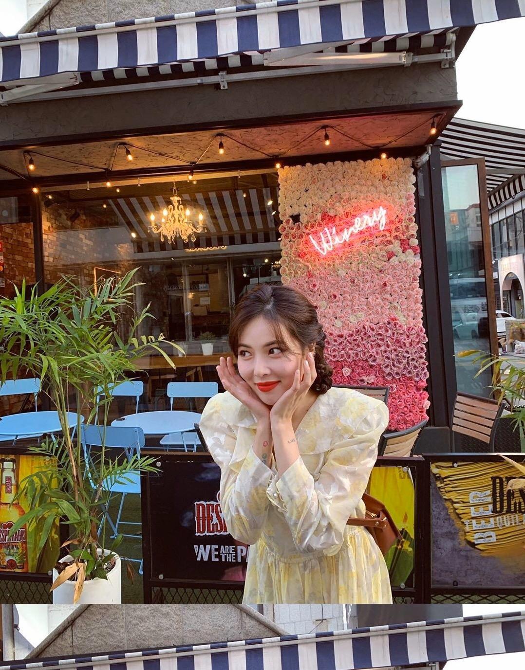 金泫雅身材曝光银色上衣,金泫雅绿色吊带衣服照片