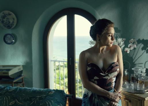 女王的新衣粤语,女王的新衣服装