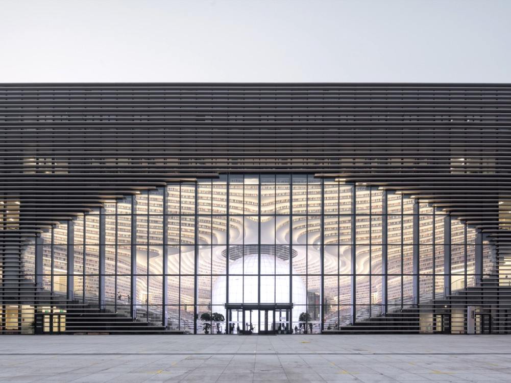 只去书店但不看书的意义,只有不读书干什么都是快乐的