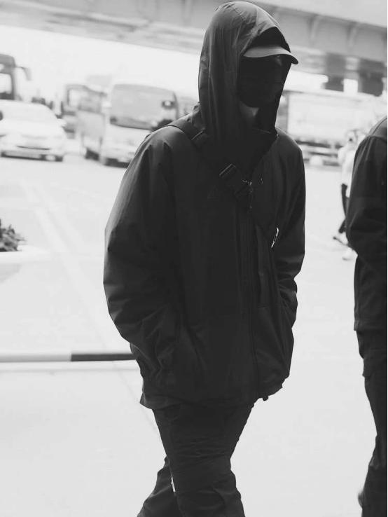 如何追星才是正确的,怎么做到受人欢迎并得到尊重