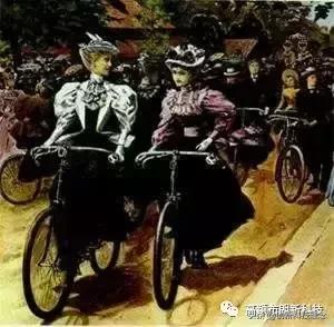 看看100年前的美国土豪，你就会明白中国……