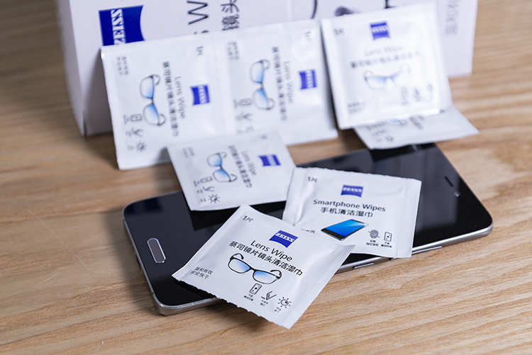 清洁手机屏幕最佳方法,屏幕清洁湿巾怎么清洁屏幕