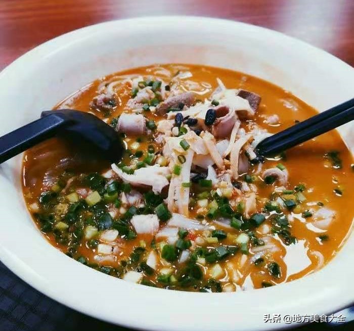 广西南宁必吃榜老友粉,宁愿退单也不催单,排队至少2小时起