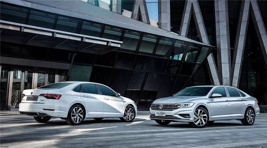 大众速腾车主用车真实感受,新速腾和老速腾对比优势在哪里