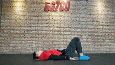 健身房改善假胯宽最有效,健身直播胯宽咋练