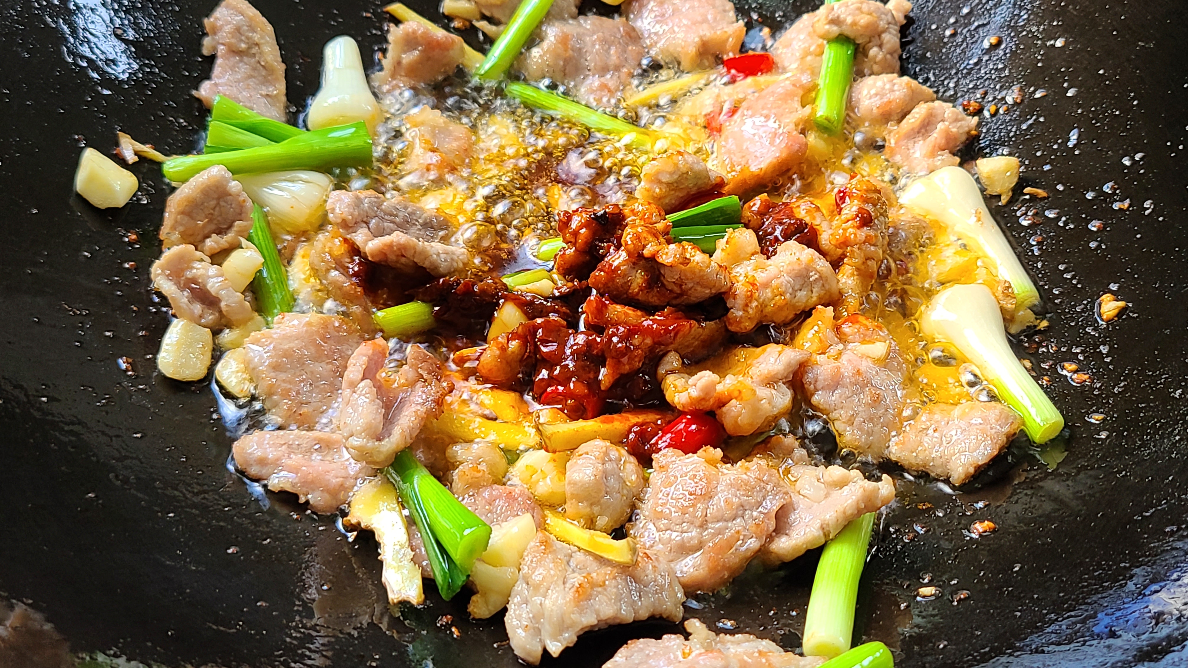 家庭小炒500款菜谱豆腐香干炒蒜苗,蒜苗香干炒肉怎么做香干才入味