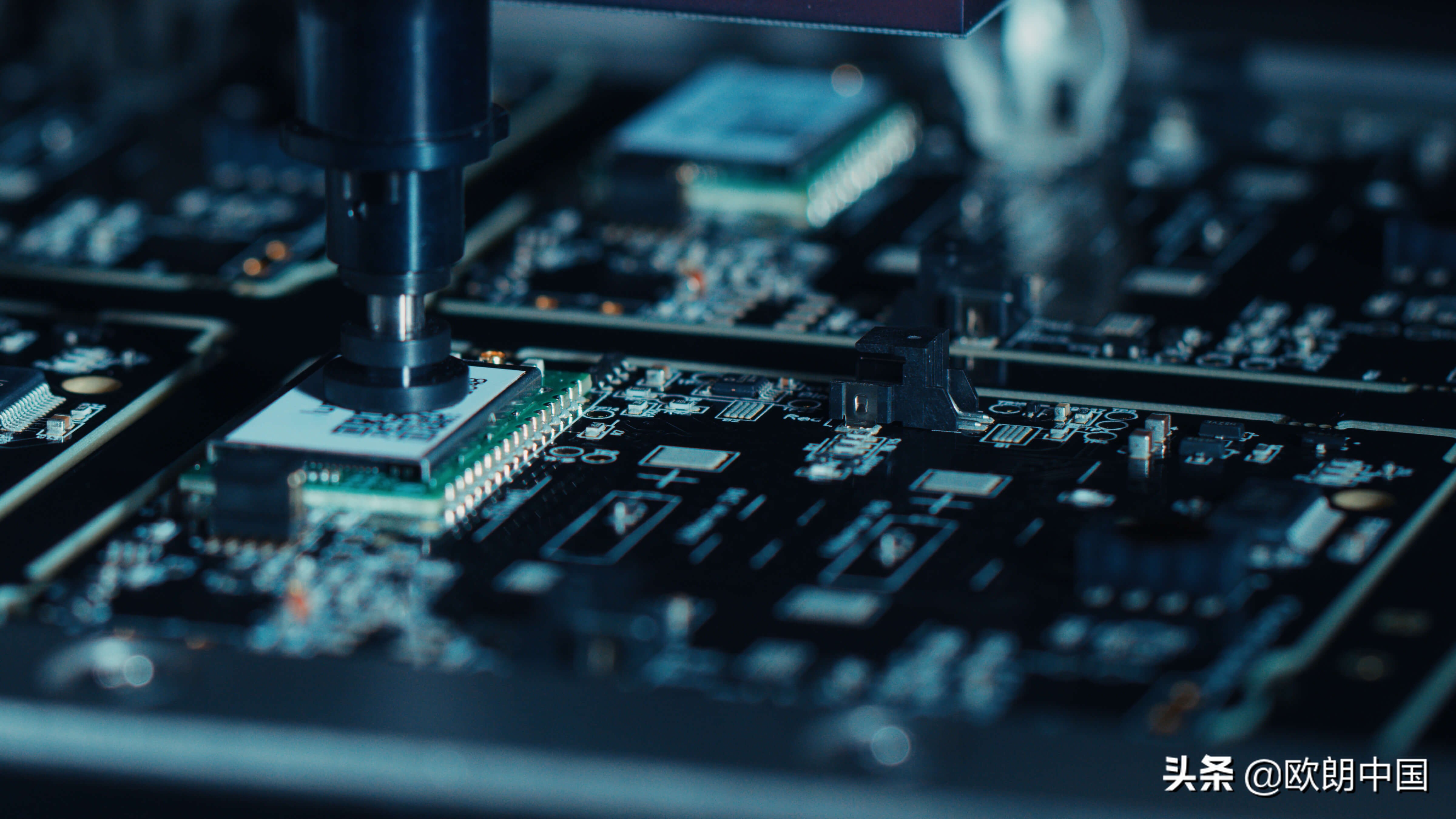 人生AB面｜看前欧朗汽车事业部总监，解锁他的音乐密码