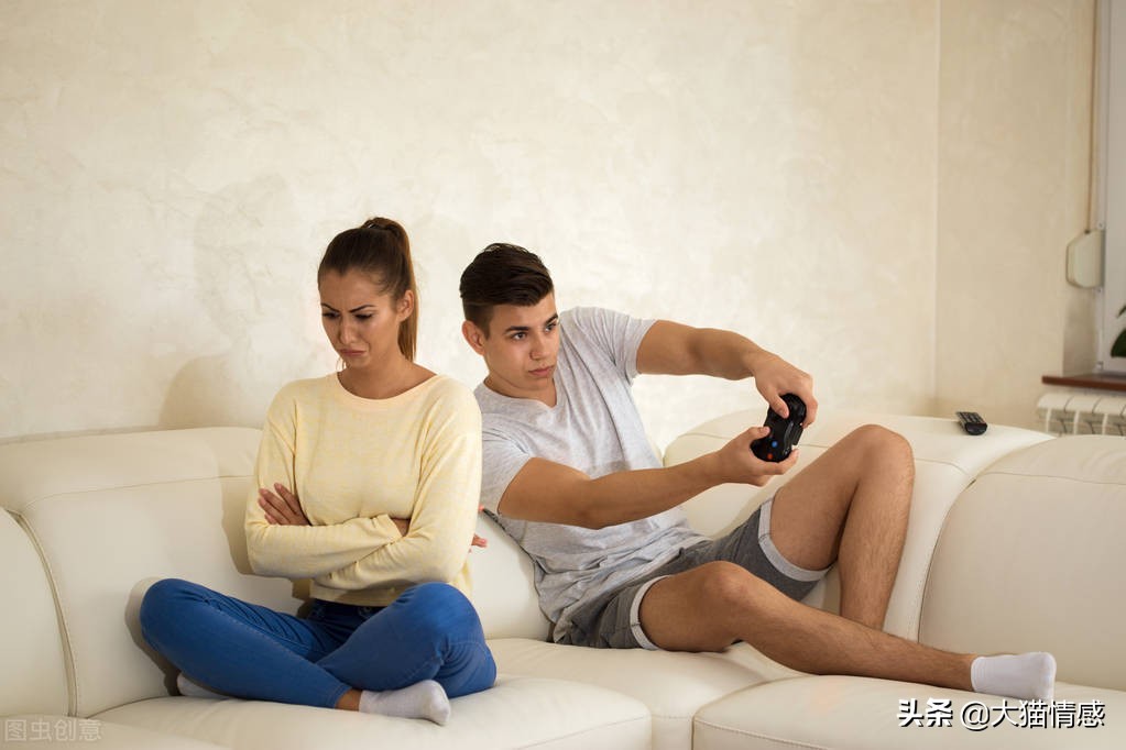 男生求女生复合攻略,分手后男生求复合女生怎么做