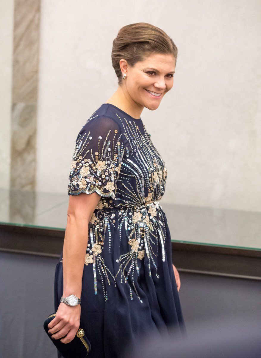 莱后服饰,莱后王室穿搭