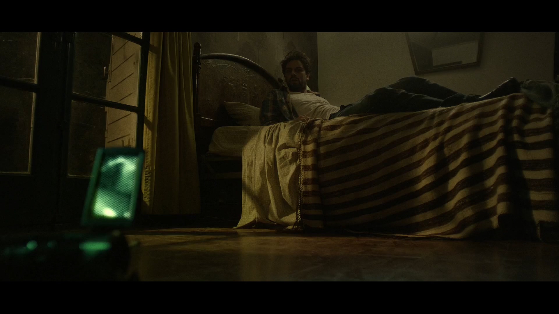 邻居天天半夜装修,邻居大半夜装修吓到了孩子