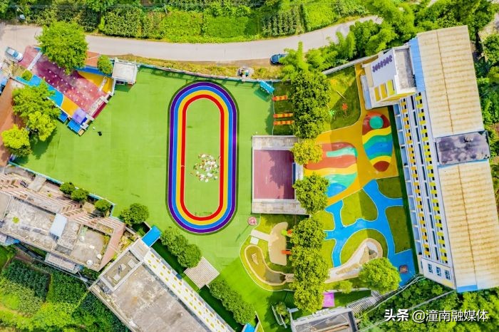 办好每一所学校关爱每一位,办好一所学校其实很容易