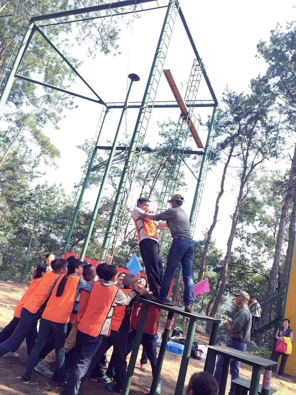 引领右脑《领袖创造营》第一期：校长，请重新定义你自己