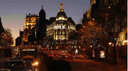 能吃*摸自**十三幺的粤菜馆，一个人来店里要吃四缸，都还不过瘾