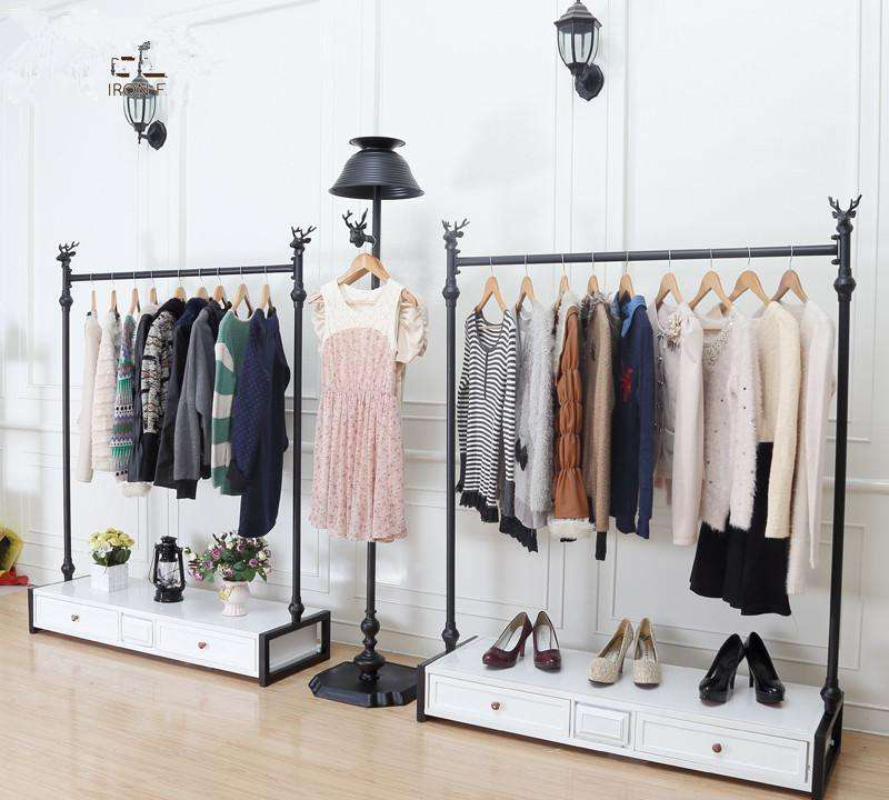 汕头展柜厂定制：展柜高度尺寸定多少合适？