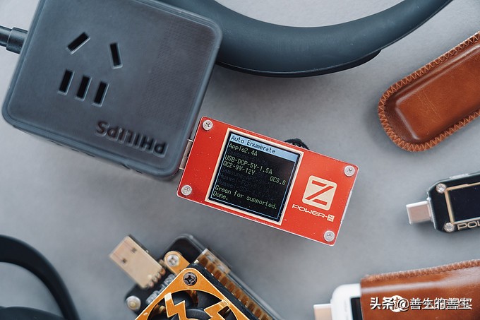 飞利浦原装充电器a7610,飞利浦充电宝带线20000毫安快充