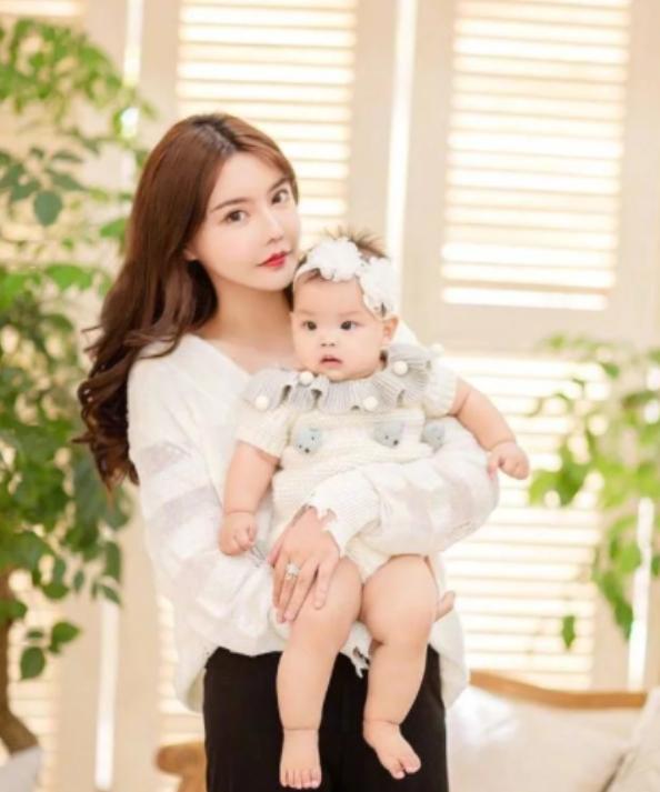 22岁女网红怀孕,21岁女网红怀孕