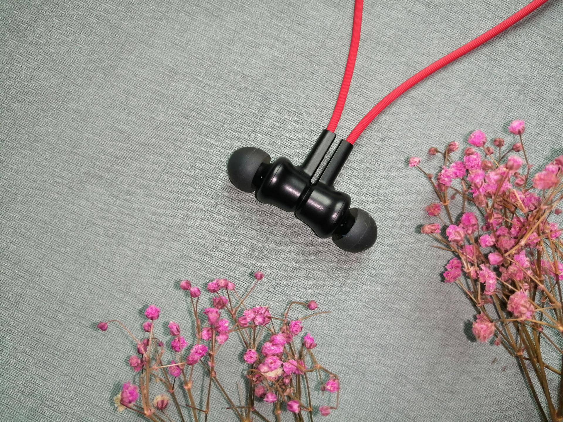 还在戴普通耳机？自带语音助手DOSS智能蓝牙耳机比你想象的还好用