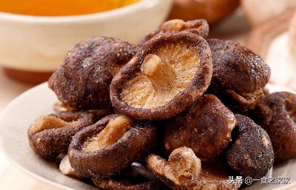 网红小零食有哪些最火爆2021,这五款网红零食千万别给孩子吃了