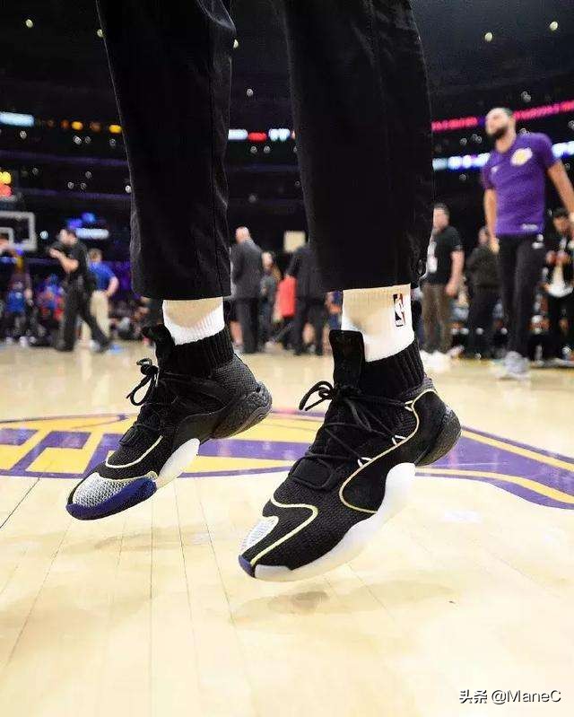 情人节给相亲对象准备什么礼物,情人节送情人最好的礼物是什么