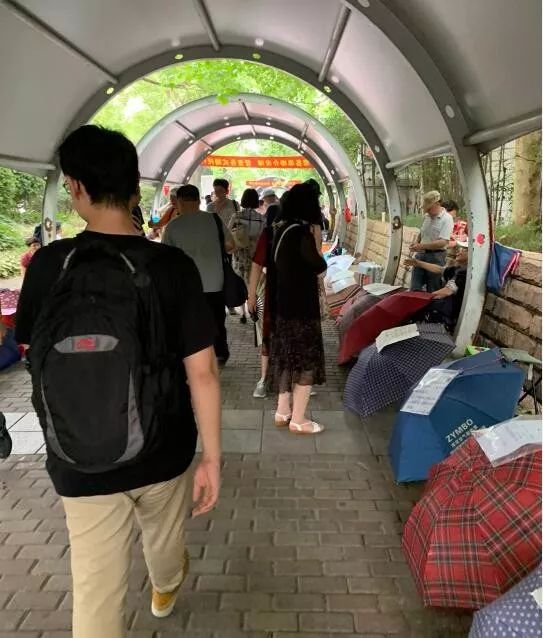 闲鱼上的“老婆不让”,是最真实的游戏玩家形态