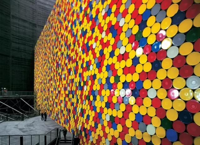 这对夫妇的设计，尺度实在是太大了！