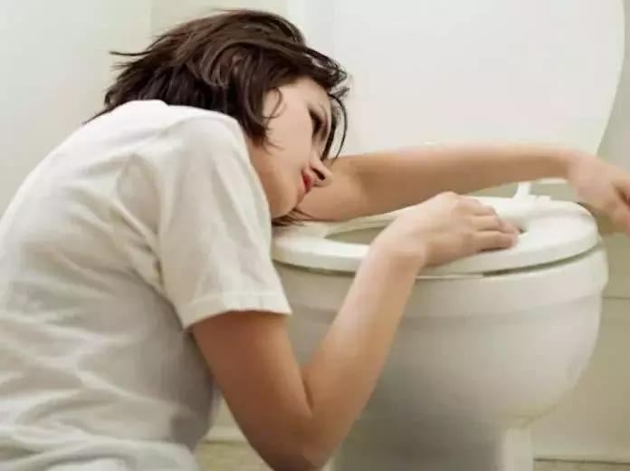 孕妇贫血会导致水肿吗,孕期贫血会水肿吗