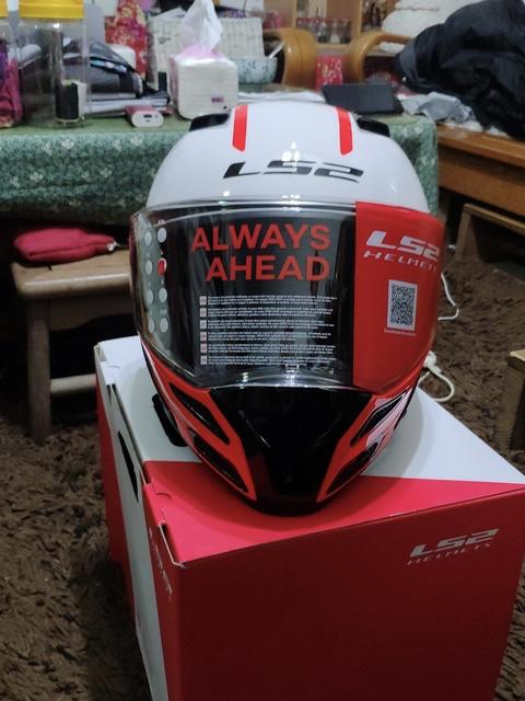 ls2尾翼揭面盔,ls2全盔骑行感受