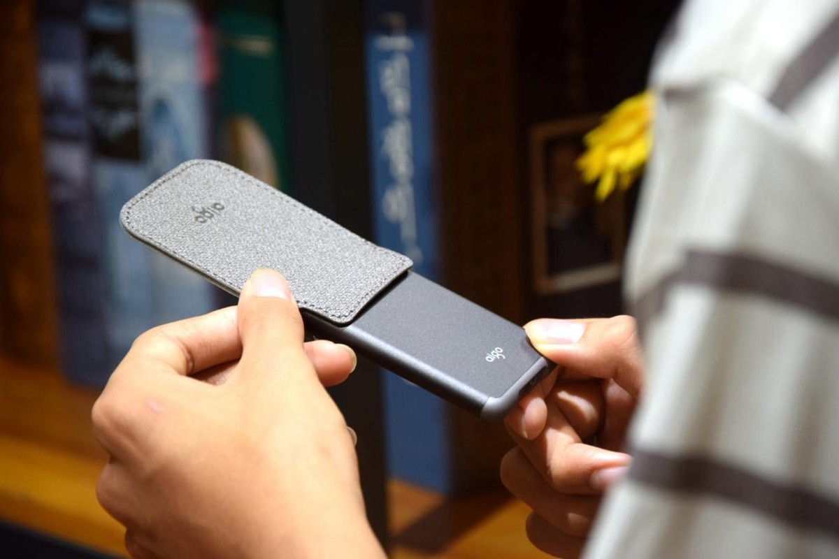 薄如iPhone7小似火柴盒,大容量高速传输不掉速,爱国者S7Pro体验