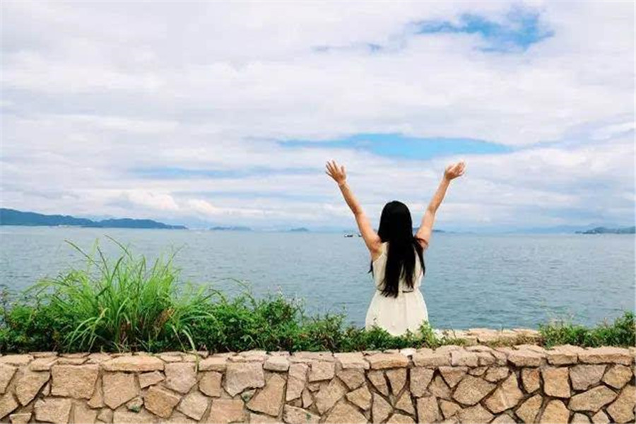 未离职就被领导踢出工作群,刚辞职就被领导踢出了工作群