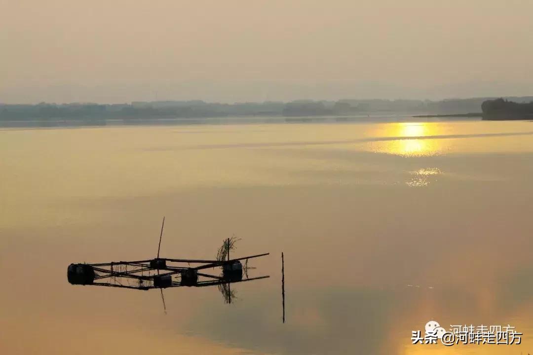 带雨晚来急野渡无人舟自横诗意,野渡无人舟自横的野渡的意思