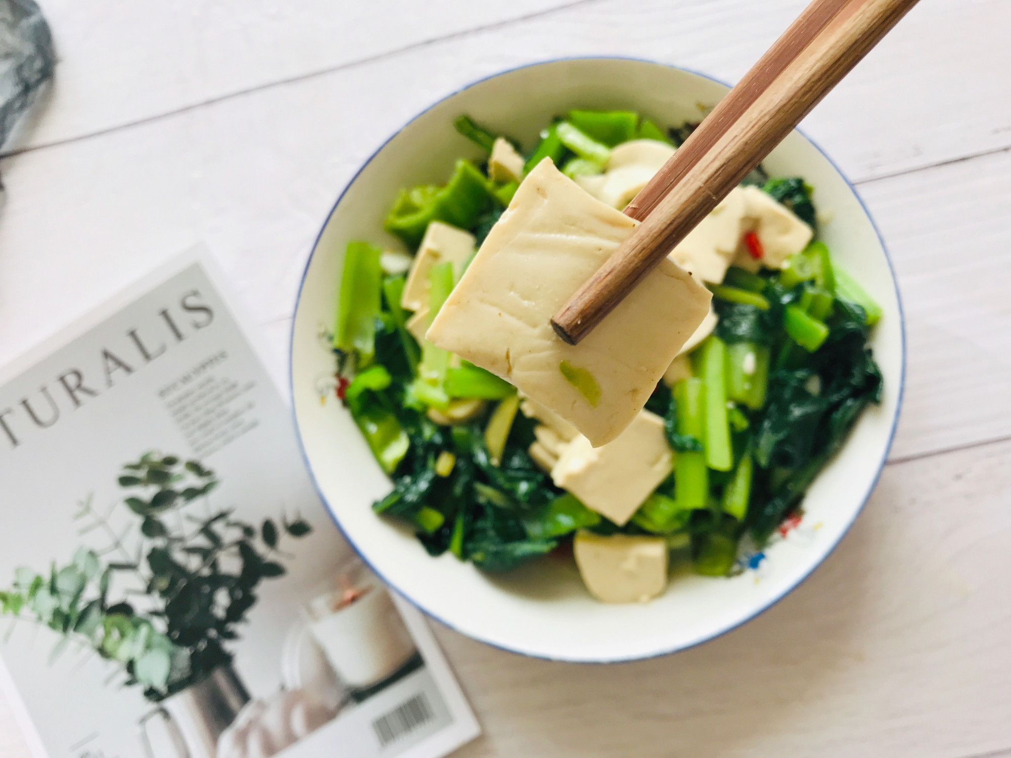 炒嫩豆腐正宗做法,豆腐太嫩一碰就碎怎么烧