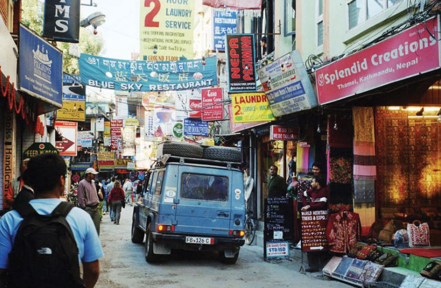 54岁裸辞，花45W流浪地球26年，炸上BBC，这...