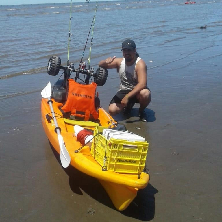 这才是最真实的国外钓鱼人，别崇洋媚外了，原来我们都被骗了