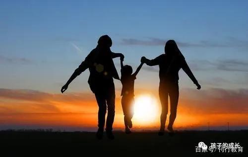 孩子犯了错该教育还得教育,让孩子知道自己错了最好教育方式