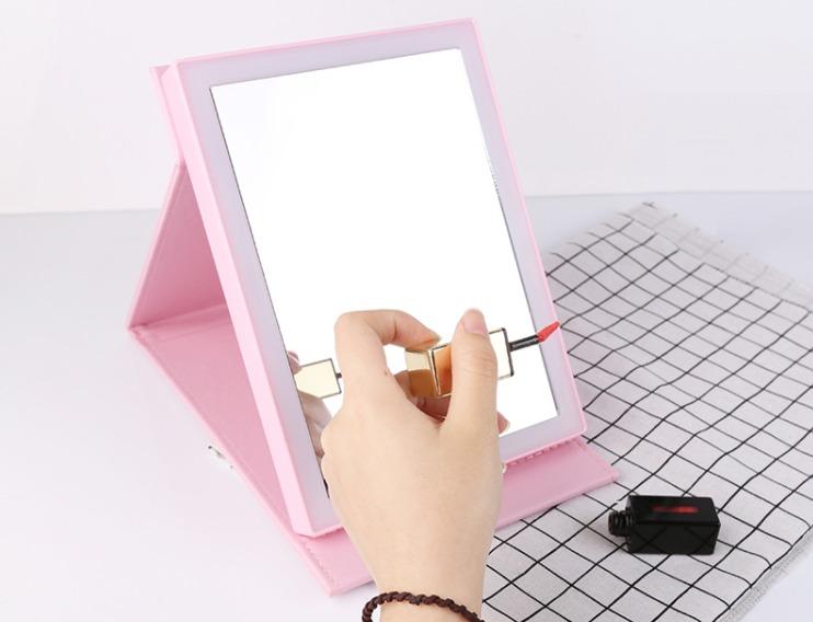 家里化妆镜子,化妆镜不失真的有哪些