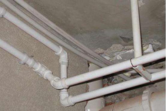 家里排水漏水找谁,厨房管道堵塞漏水怎么办