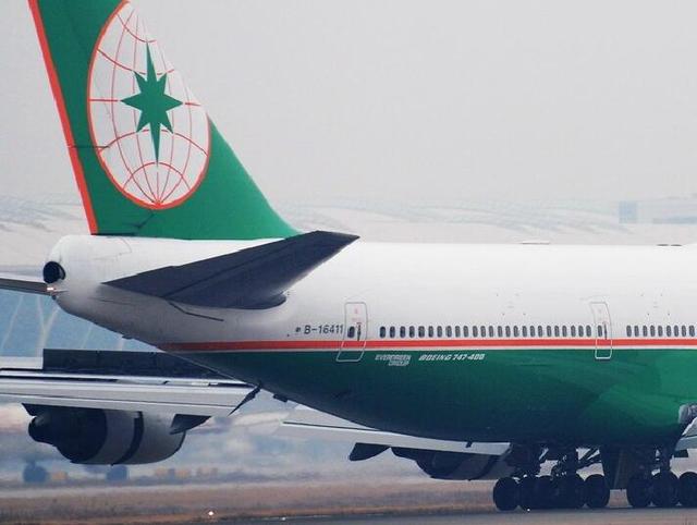 怎么一眼看出飞机的国籍,飞机出国旅游流程