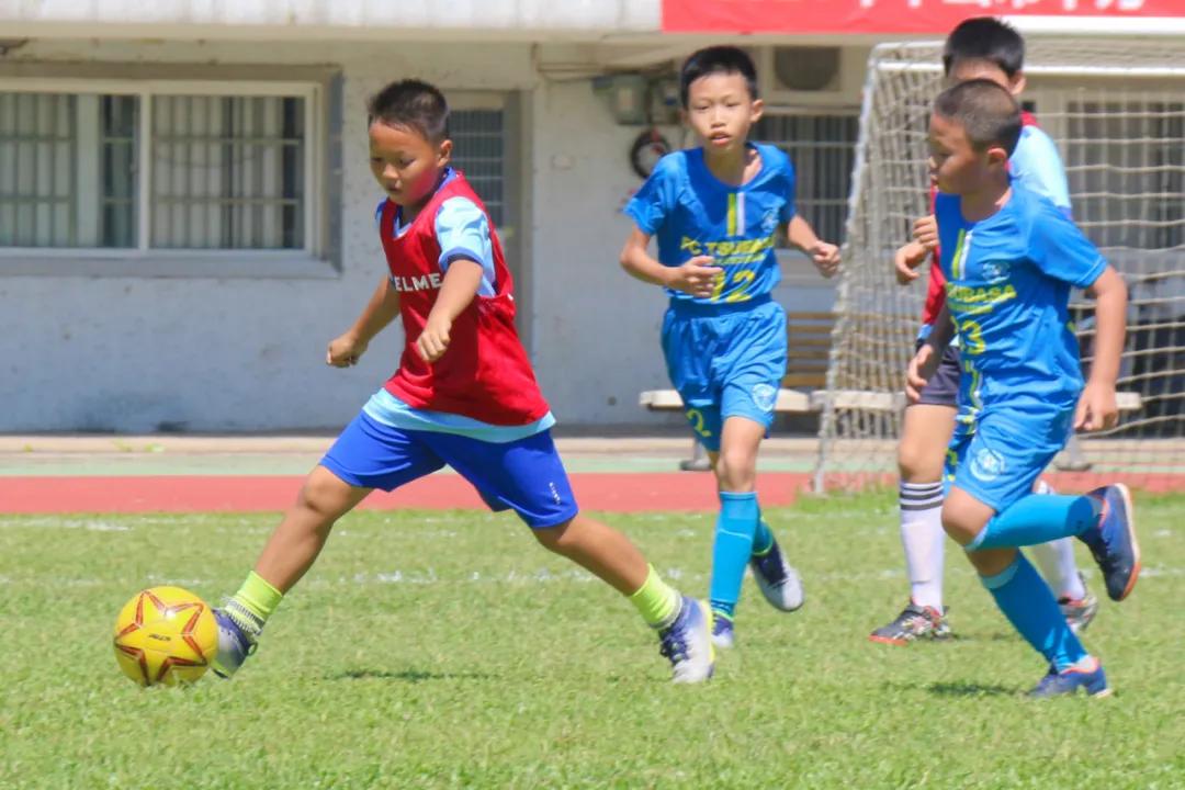 当中山、日本足球青训“激情相遇”，你更支持谁？